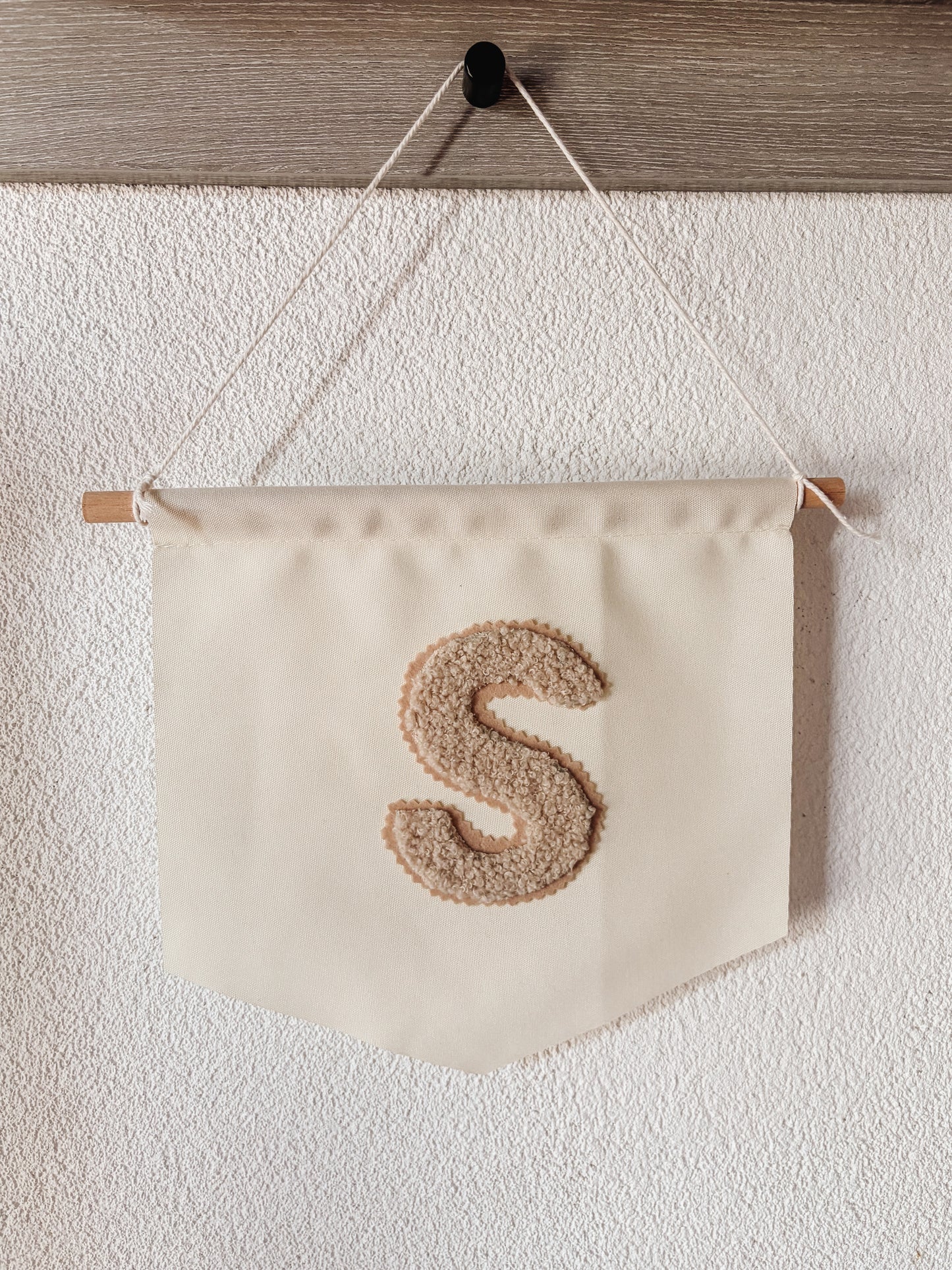 Banner met teddy initiaal