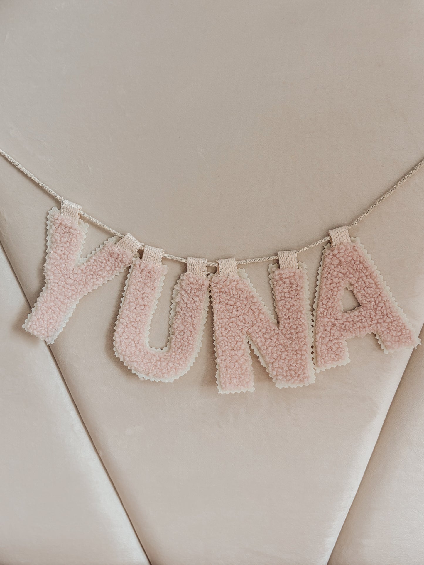 Teddy naamslinger - Vanaf €3,- per letter