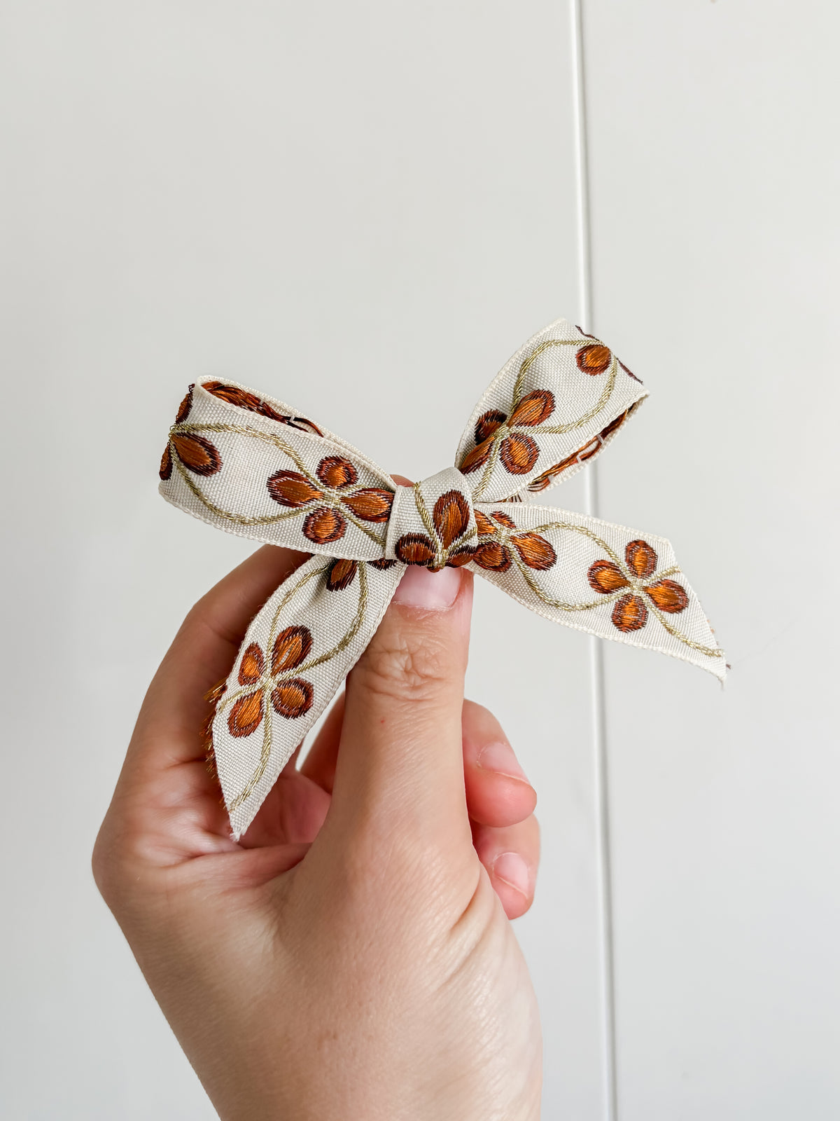 Autumn bow