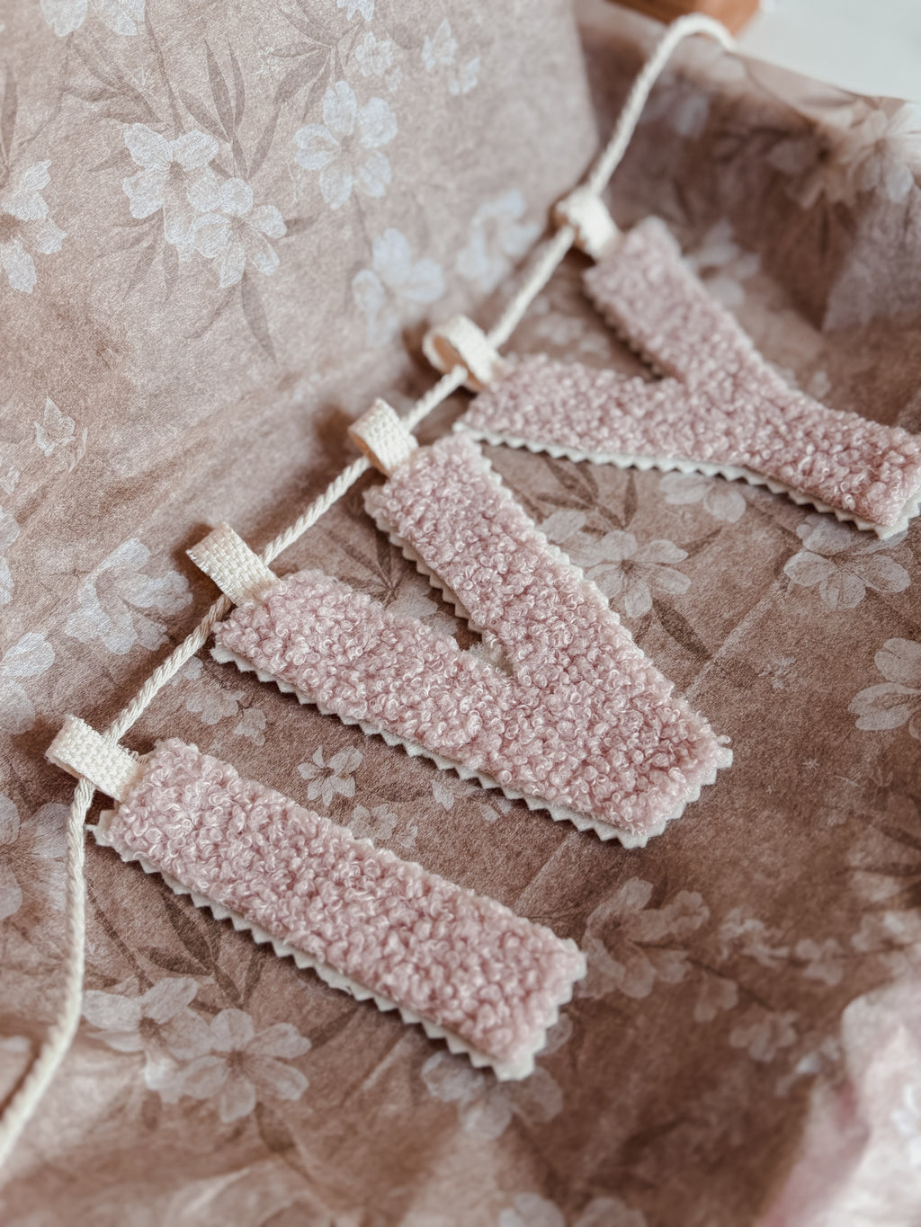 Teddy naamslinger - Vanaf €3,- per letter